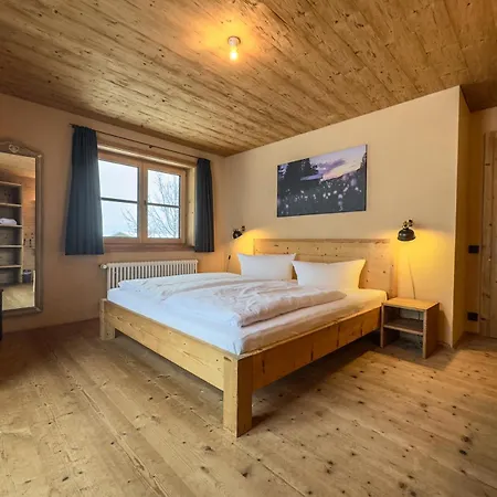 alpen select lodge Kleinwalsertal Riezlern Exterior foto